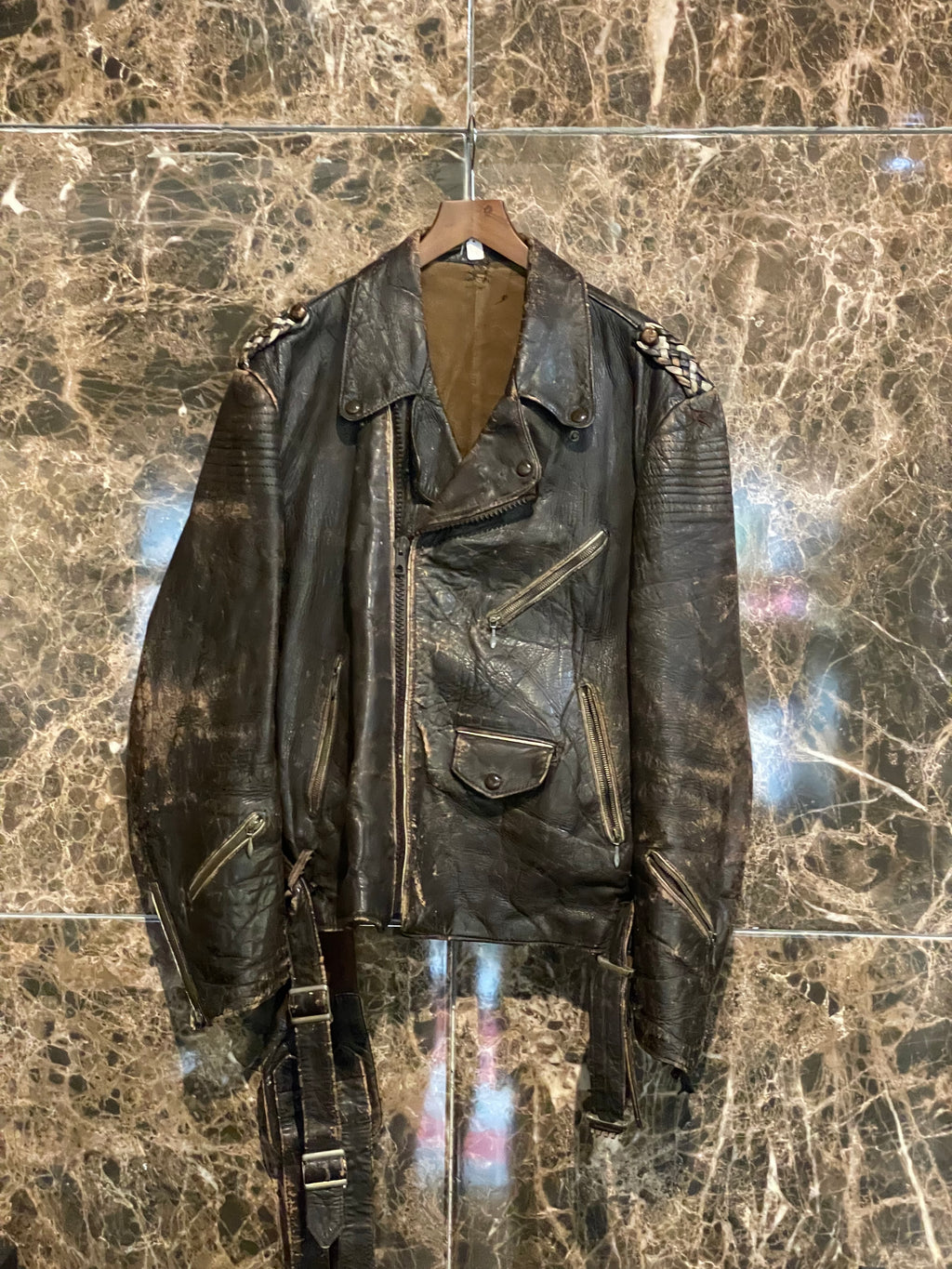 BIKER LEATHER JACKET