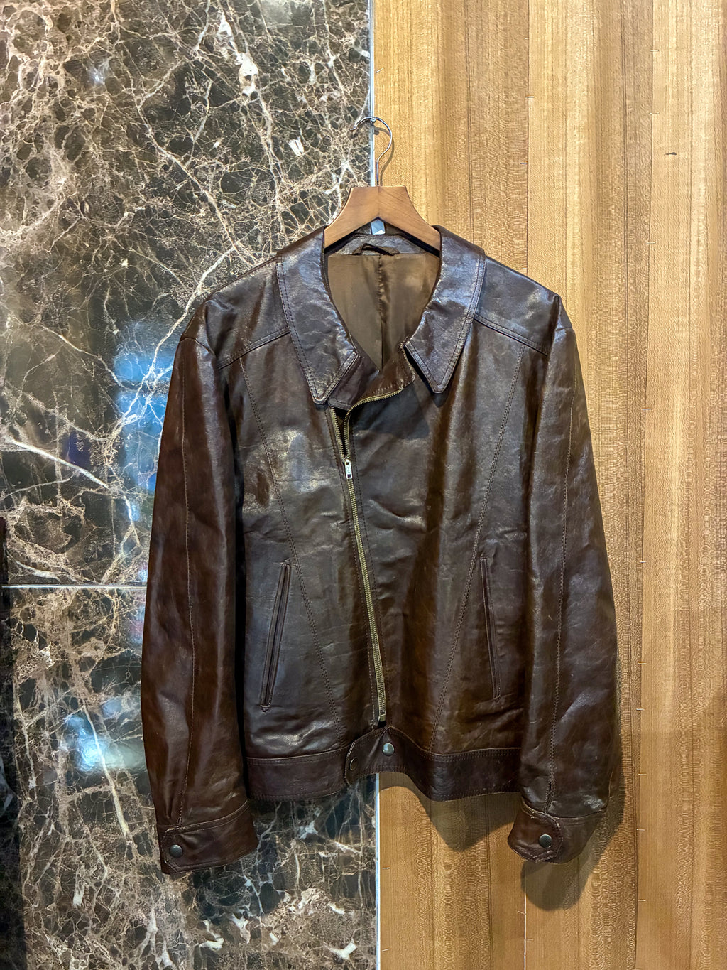 60S/70S BIKER SHAPED CROUTE LEATHER JACKET